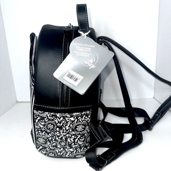 Loungefly Disney Haunted Mansion hatbox ghost glow in the dark mini backpack NWT - Picture 3 of 9